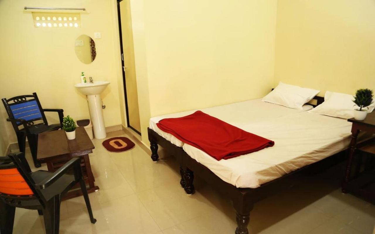Hotel Megha Resort Hampi Exterior foto
